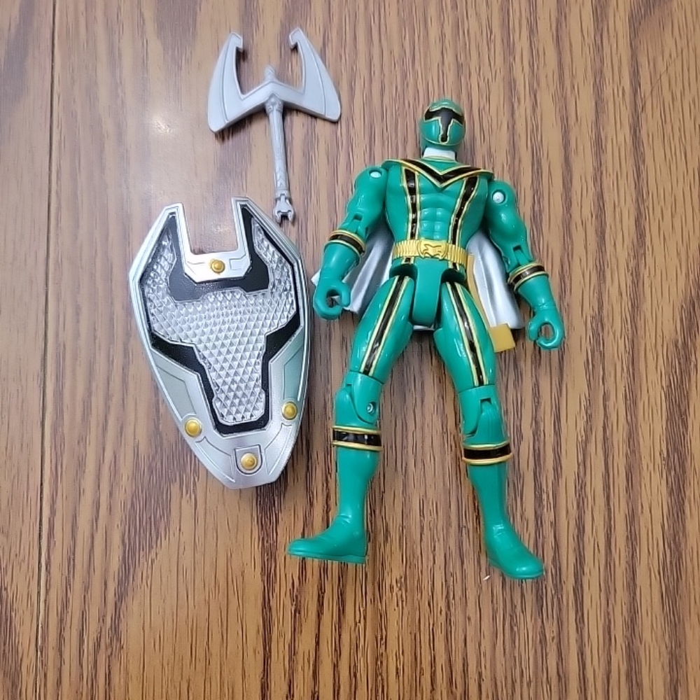 Power Rangers Mystic Force Green Mystic Light Power Ranger Action Figure